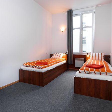 Constitution Square Rooms Warschau Buitenkant foto