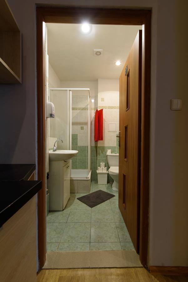 Constitution Square Rooms Warschau Buitenkant foto