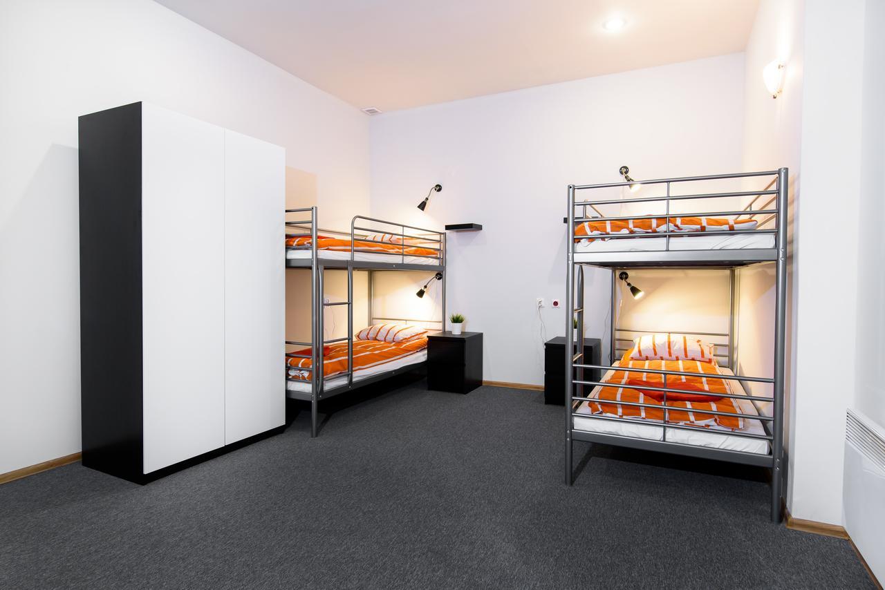 Constitution Square Rooms Warschau Buitenkant foto