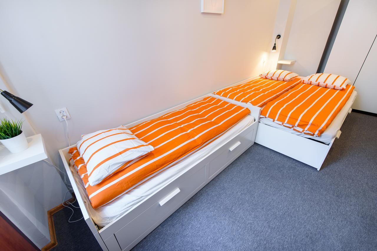 Constitution Square Rooms Warschau Buitenkant foto